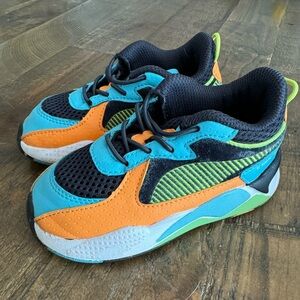 Toddler boys Puma sneakers